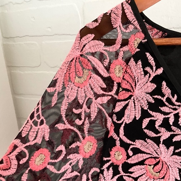 Anthropologie x Adrianna Papell Mini Dress Crochet Lace Floral Black Pink 16 - Picture 8 of 14